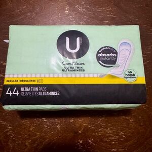 U by Kotex Clean & Secure Ultra Thin Pads - Regular, 44 Count
